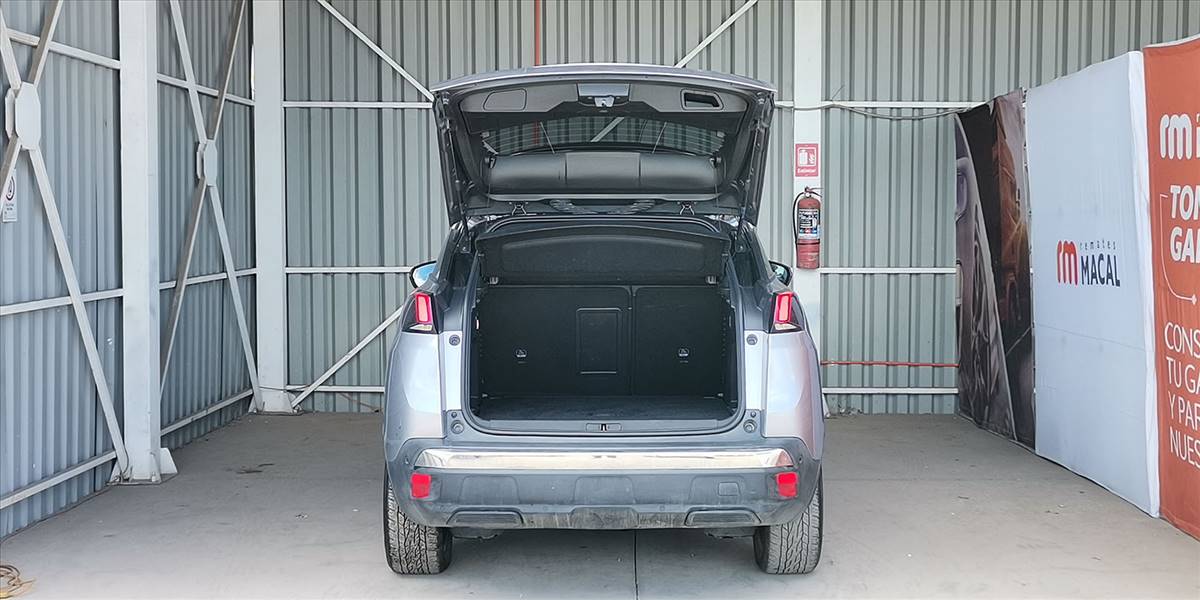 PEUGEOT 3008 BLUE HDI 130 EAT8 1.5 AUT - Imagen 16