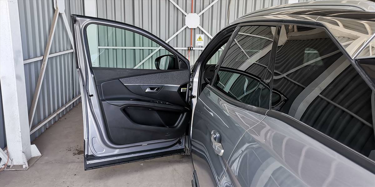PEUGEOT 3008 BLUE HDI 130 EAT8 1.5 AUT - Imagen 30
