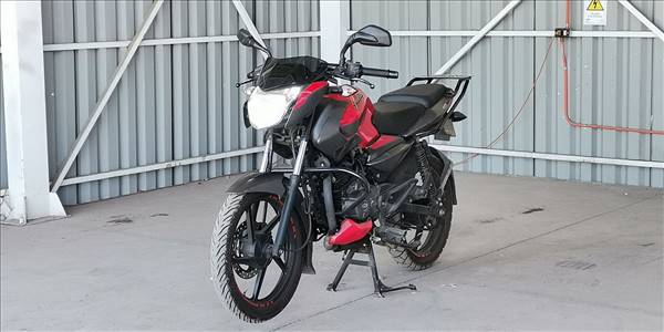 BAJAJ PULSAR NS 125 - Imagen 3