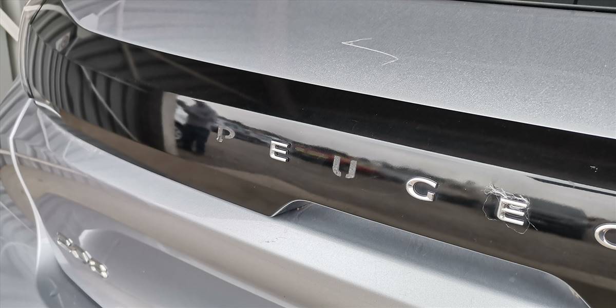 PEUGEOT 208 STYLE PURETECH 75 1.2 - Imagen 96