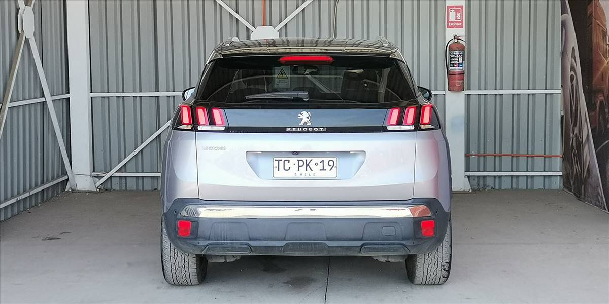PEUGEOT 3008 BLUE HDI 130 EAT8 1.5 AUT - Imagen 12