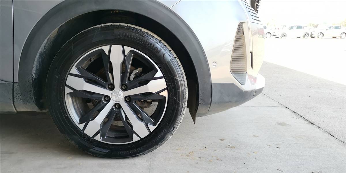 PEUGEOT 3008 BLUE HDI 130 EAT8 1.5 AUT - Imagen 17