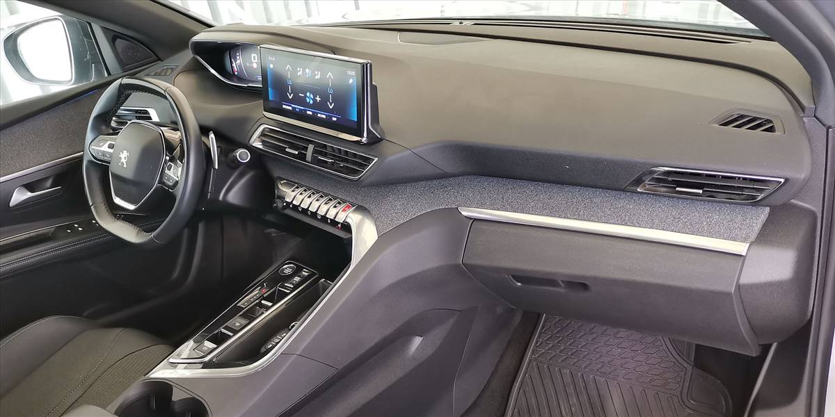 PEUGEOT 3008 BLUE HDI 130 EAT8 1.5 AUT - Imagen 22