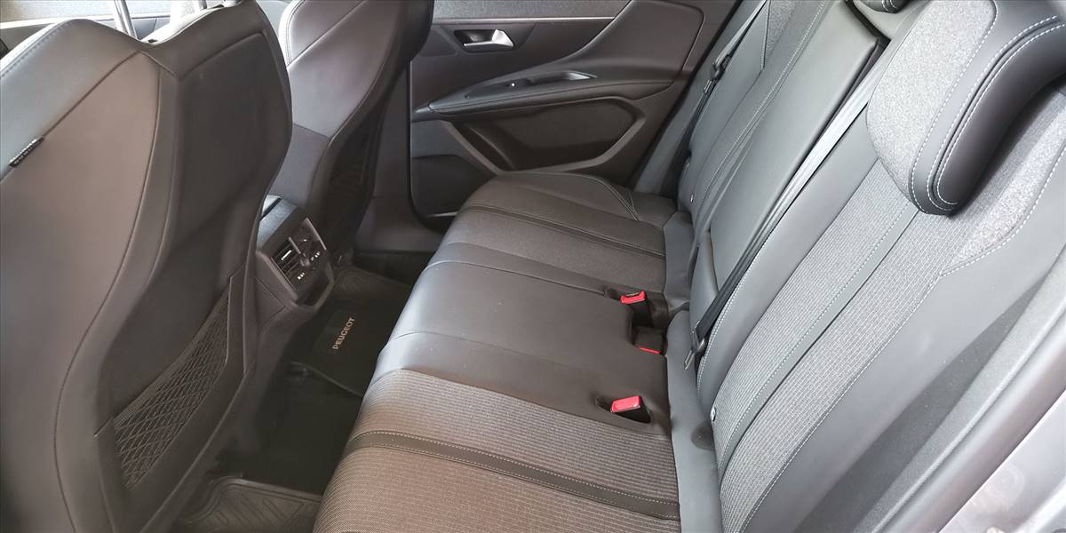 PEUGEOT 3008 BLUE HDI 130 EAT8 1.5 AUT - Imagen 26