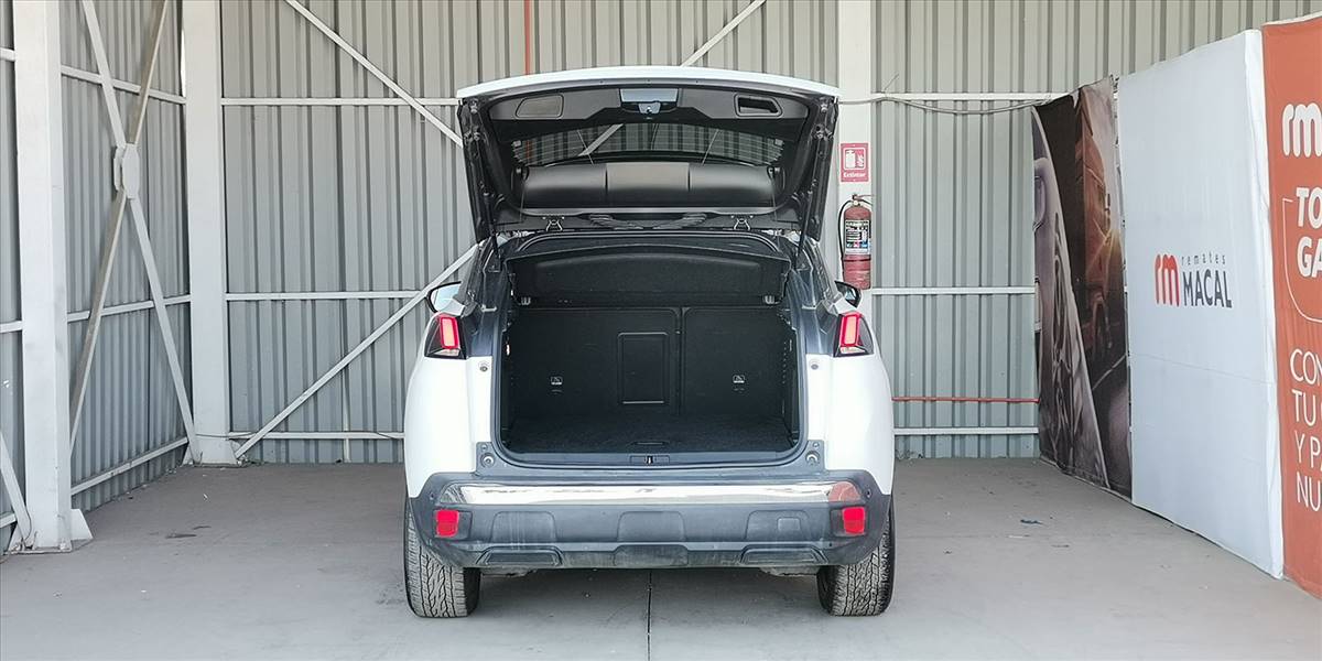 PEUGEOT 3008 BLUE HDI 130 EAT8 1.5 AUT - Imagen 13