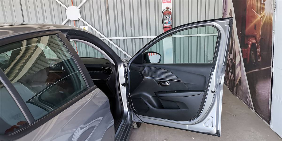 PEUGEOT 208 STYLE PURETECH 75 1.2 - Imagen 32
