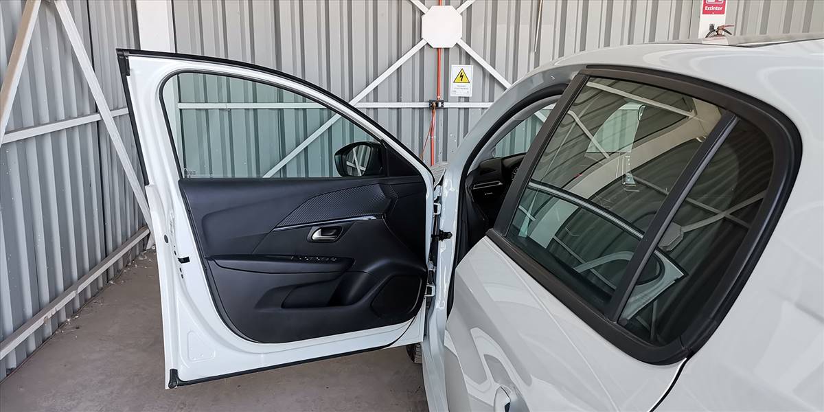 PEUGEOT 208 STYLE PURETECH 75 1.2 - Imagen 28