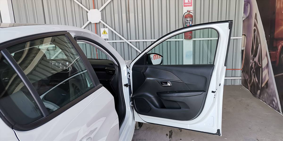 PEUGEOT 208 STYLE PURETECH 75 1.2 - Imagen 29