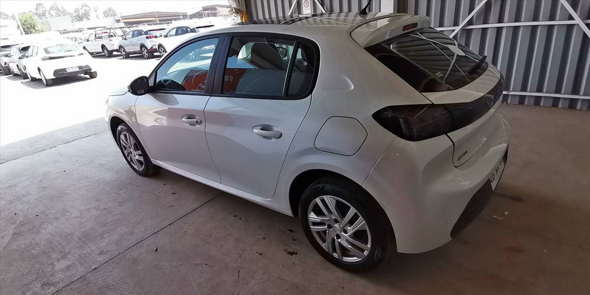 PEUGEOT 208 STYLE PURETECH 75 1.2 - Imagen 10