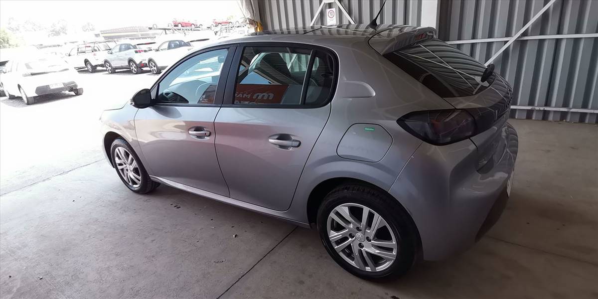 PEUGEOT 208 PURETECH 75 MT 1.2 - Imagen 10