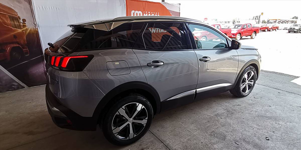 PEUGEOT 3008 BLUE HDI 130 EAT8 1.5 AUT - Imagen 11