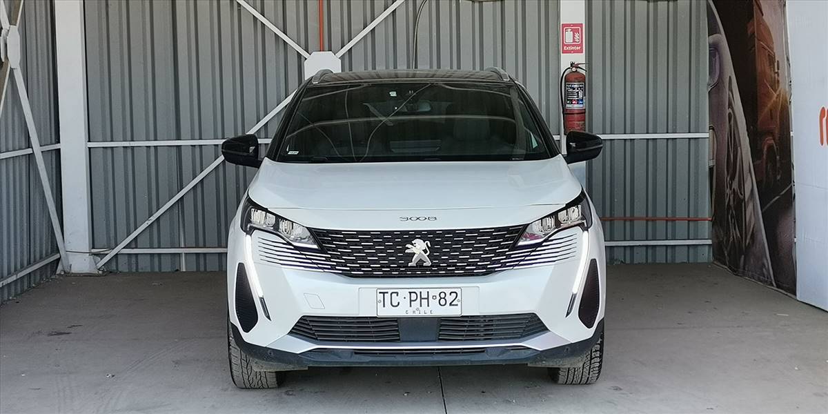 PEUGEOT 3008 BLUE HDI 130 EAT8 1.5 AUT - Imagen 9
