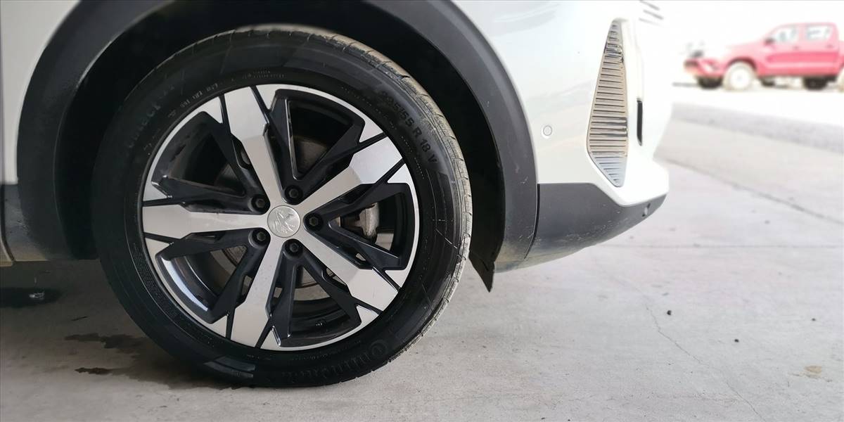 PEUGEOT 3008 BLUE HDI 130 EAT8 1.5 AUT - Imagen 17