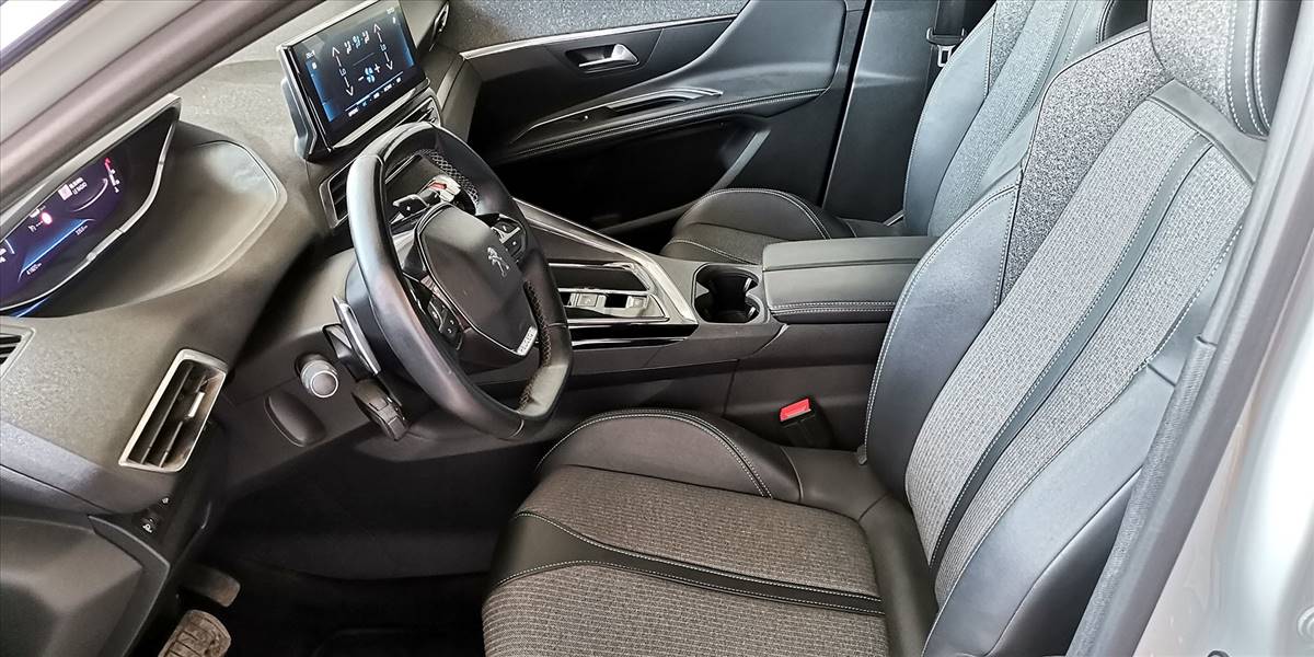 PEUGEOT 3008 BLUE HDI 130 EAT8 1.5 AUT - Imagen 25