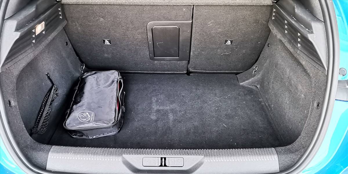 PEUGEOT 308 BLUEHDI 1.5 AUT - Imagen 14