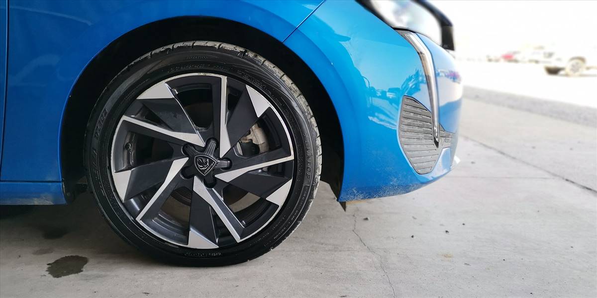 PEUGEOT 308 BLUEHDI 1.5 AUT - Imagen 17