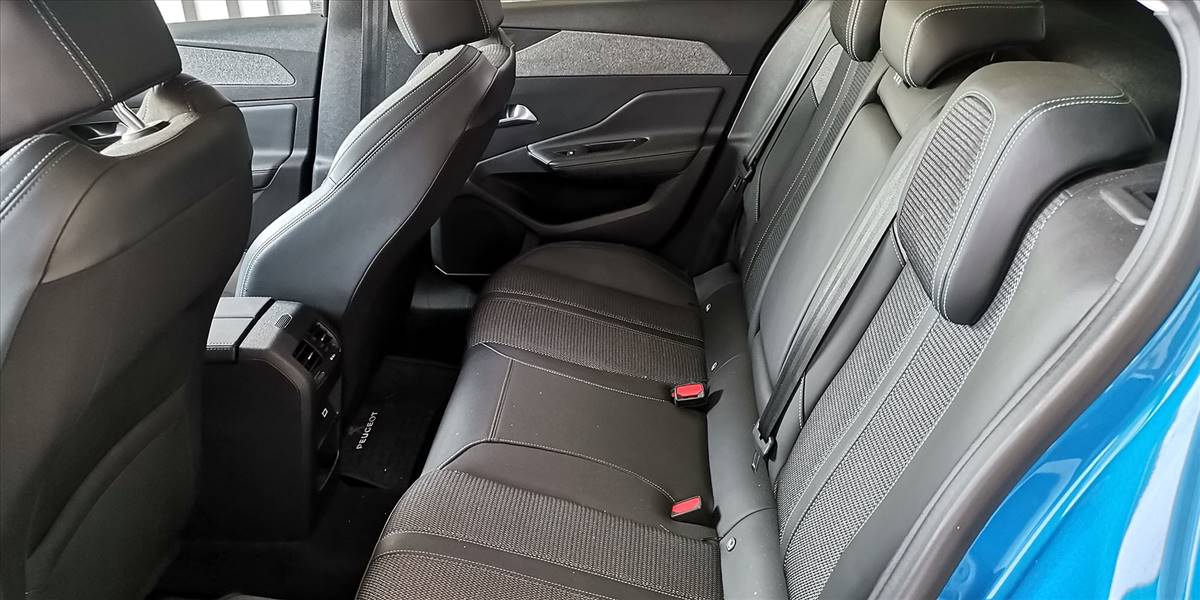 PEUGEOT 308 BLUEHDI 1.5 AUT - Imagen 26