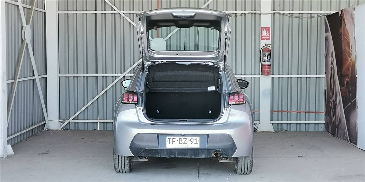 PEUGEOT 208 STYLE PURETECH 75 1.2 - Imagen 13