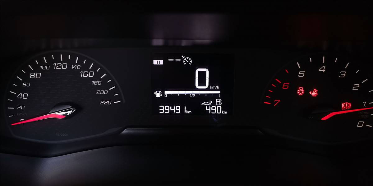 PEUGEOT 208 STYLE PURETECH 75 1.2 - Imagen 24