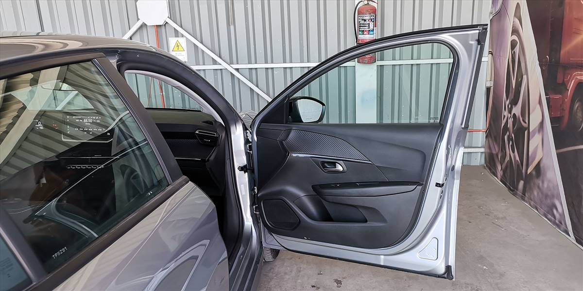 PEUGEOT 208 STYLE PURETECH 75 1.2 - Imagen 29