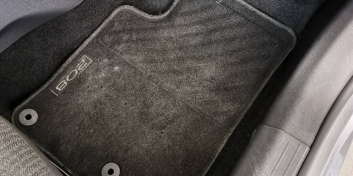 PEUGEOT 208 STYLE PURETECH 75 1.2 - Imagen 31
