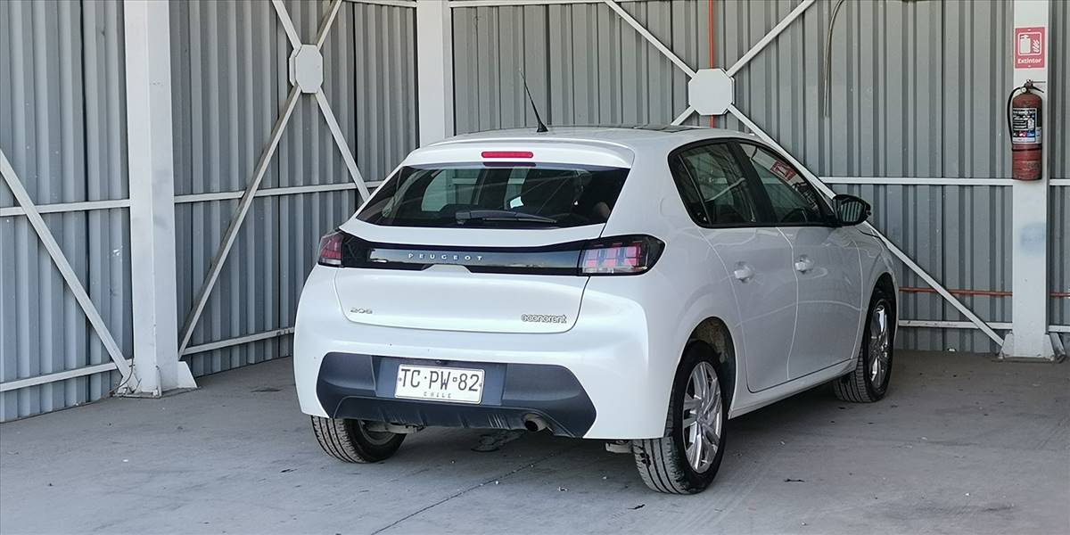 PEUGEOT 208 STYLE PURETECH 75 1.2 - Imagen 1