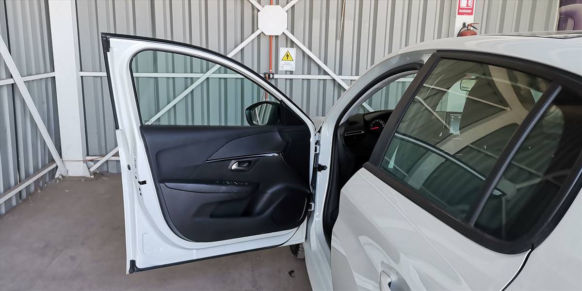 PEUGEOT 208 STYLE PURETECH 75 1.2 - Imagen 31