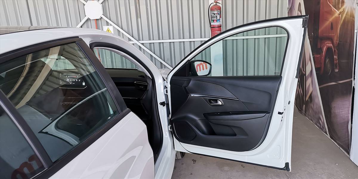 PEUGEOT 208 STYLE PURETECH 75 1.2 - Imagen 32