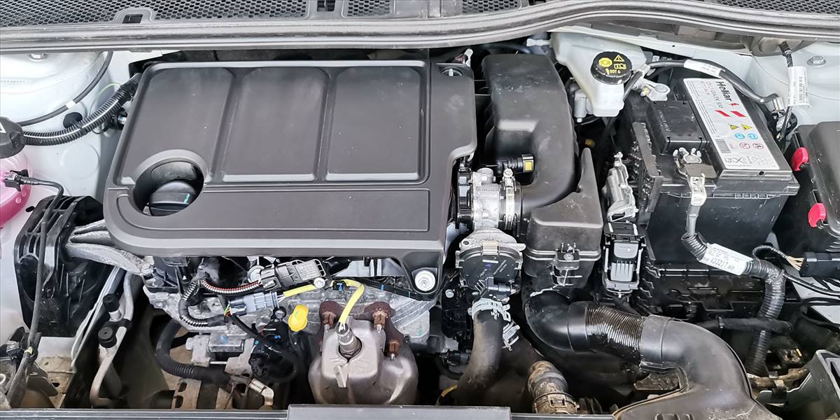 PEUGEOT 208 STYLE PURETECH 75 1.2 - Imagen 16