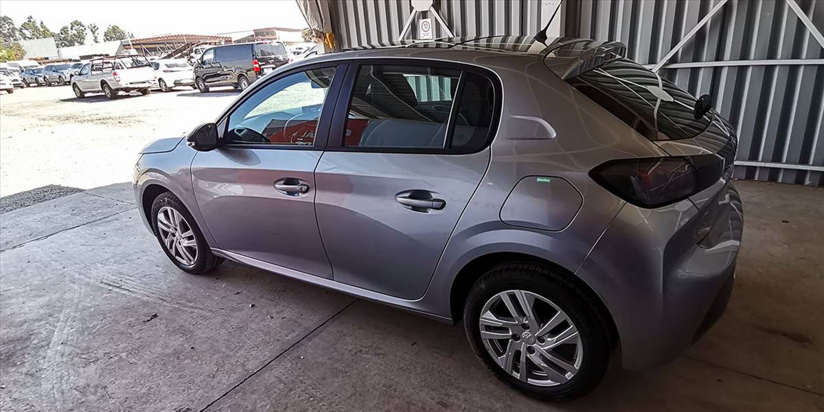 PEUGEOT 208 STYLE PURETECH 75 1.2 - Imagen 13