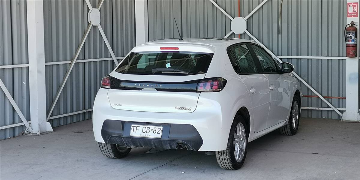 PEUGEOT 208 STYLE PURETECH 75 1.2 - Imagen 5
