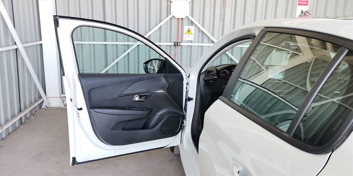 PEUGEOT 208 STYLE PURETECH 75 1.2 - Imagen 28
