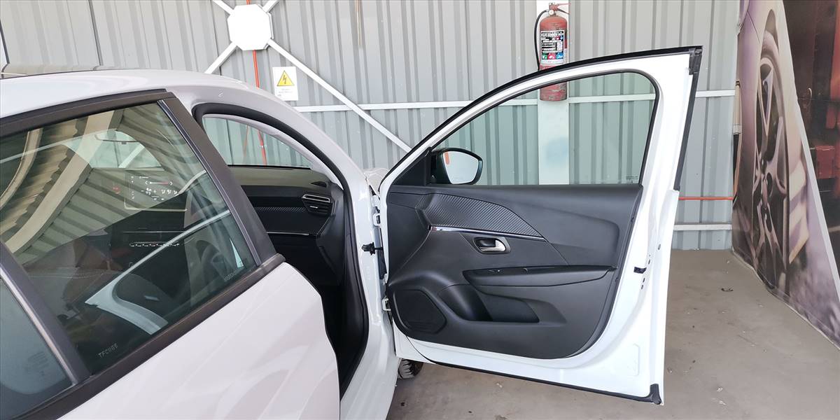 PEUGEOT 208 STYLE PURETECH 75 1.2 - Imagen 29