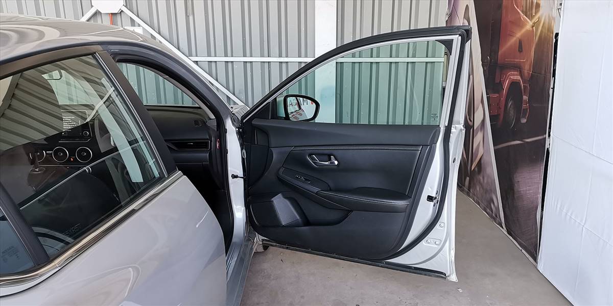 NISSAN SENTRA MT 2.0 - Imagen 31