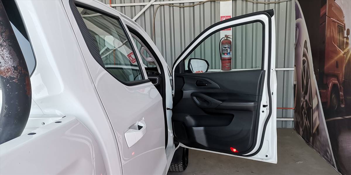 PEUGEOT LANDTREK 1.9 - Imagen 28