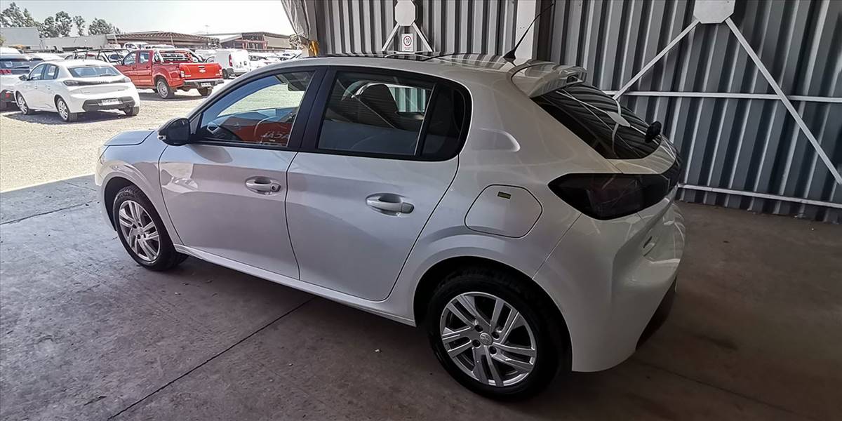 PEUGEOT 208 STYLE PURETECH 75 1.2 - Imagen 13