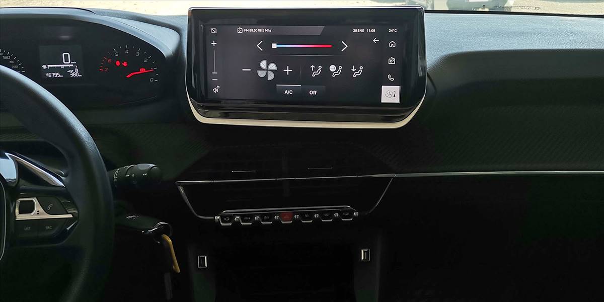 PEUGEOT 208 STYLE PURETECH 75 1.2 - Imagen 26