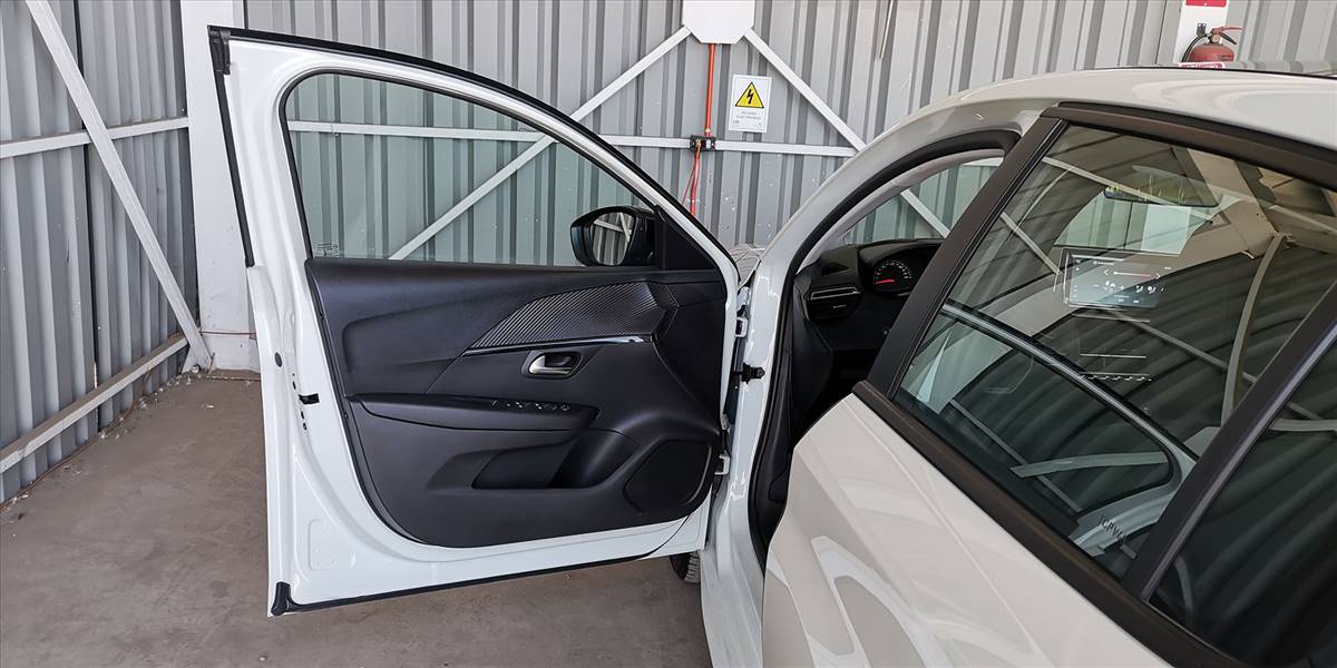 PEUGEOT 208 STYLE PURETECH 75 1.2 - Imagen 31