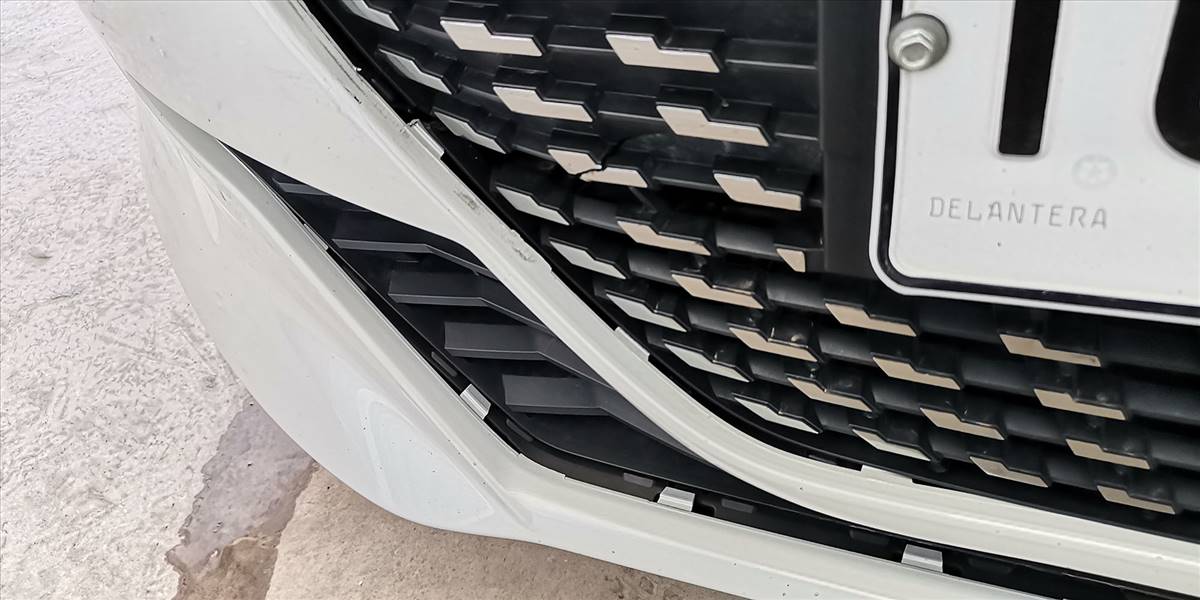 PEUGEOT 208 STYLE PURETECH 75 1.2 - Imagen 47