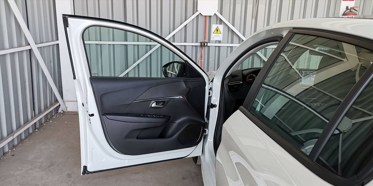 PEUGEOT 208 STYLE PURETECH 75 1.2 - Imagen 28