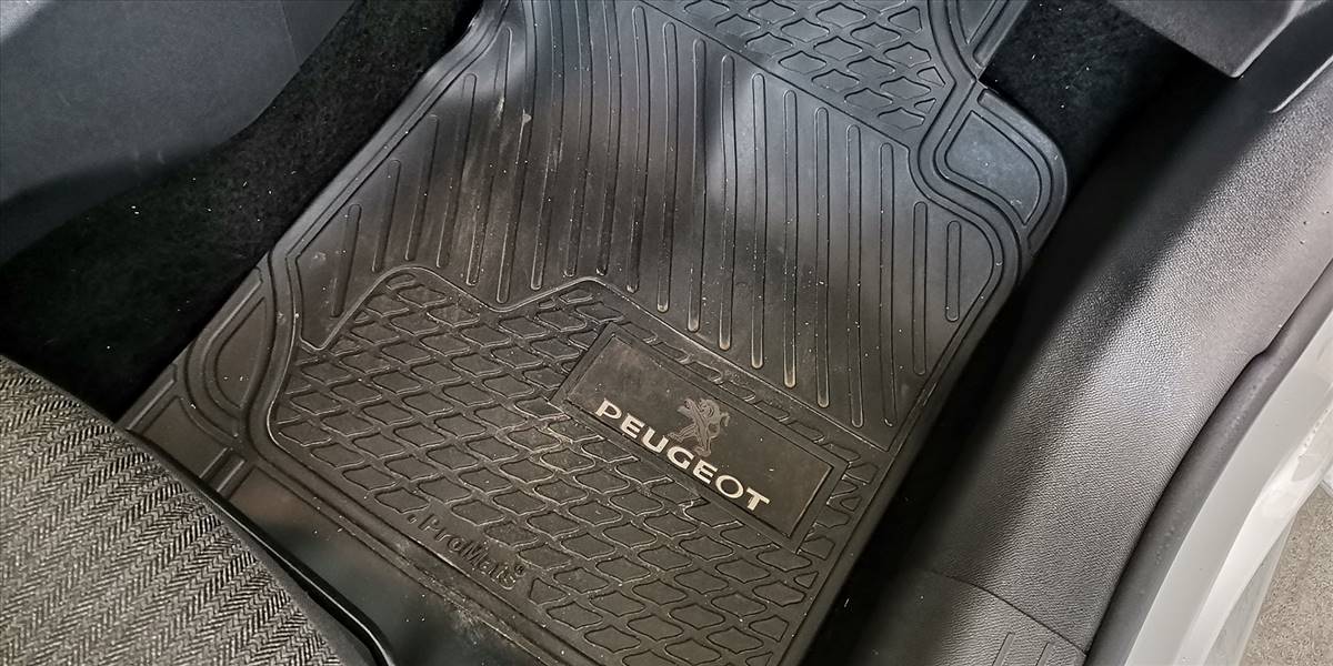 PEUGEOT 208 STYLE PURETECH 75 1.2 - Imagen 31
