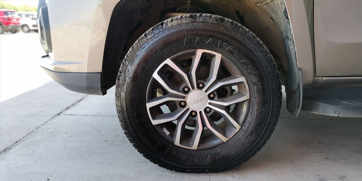 JMC VIGUS PLUS 4X4 2.4 - Imagen 18
