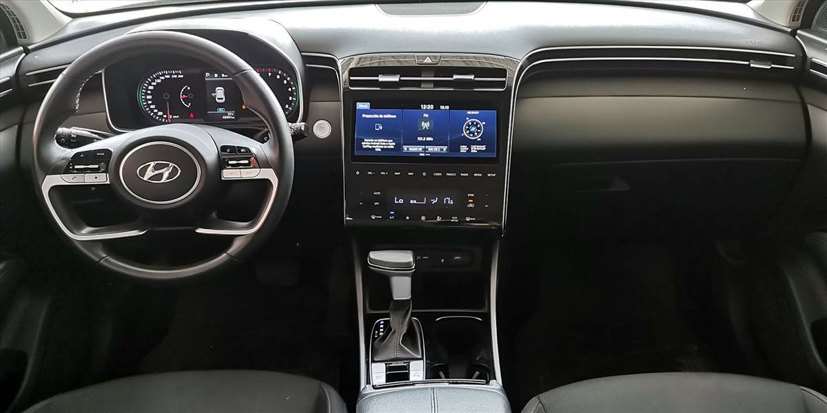 HYUNDAI TUCSON NX4 2.0 AUT - Imagen 7