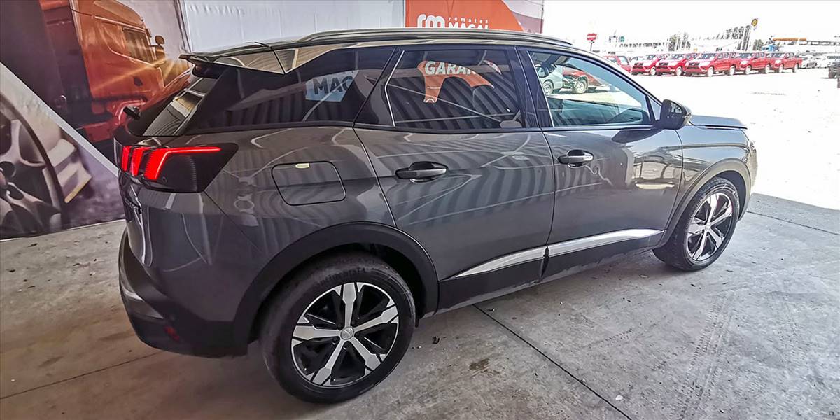 PEUGEOT 3008 BLUE HDI 130 EAT8 1.5 AUT - Imagen 11
