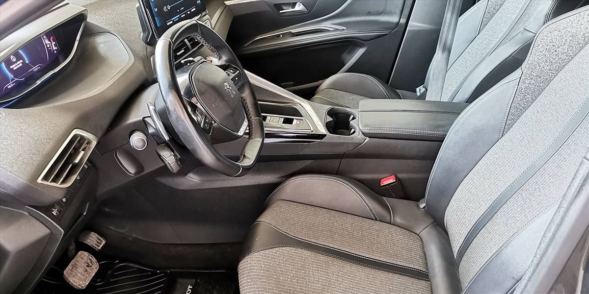 PEUGEOT 3008 BLUE HDI 130 EAT8 1.5 AUT - Imagen 25
