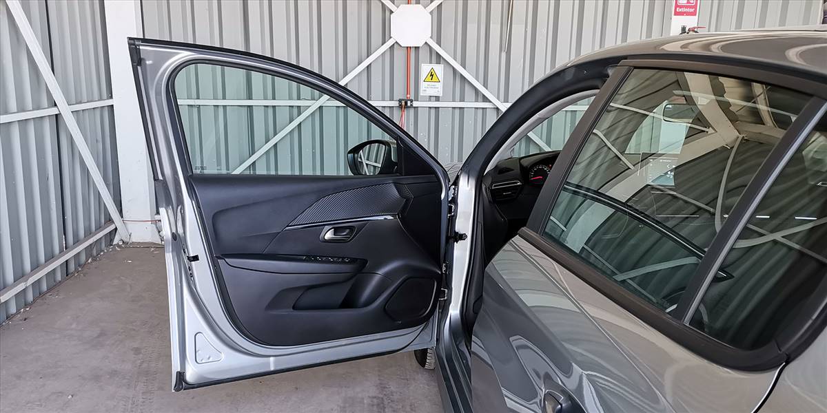 PEUGEOT 208 PURETECH 75 MT 1.2 - Imagen 30