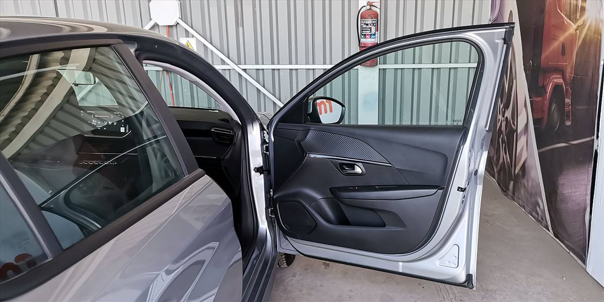 PEUGEOT 208 PURETECH 75 MT 1.2 - Imagen 31