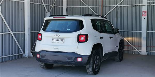 JEEP RENEGADE 1.8 - Imagen 4
