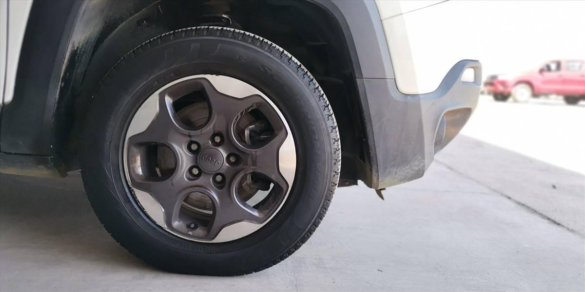JEEP RENEGADE 1.8 - Imagen 17