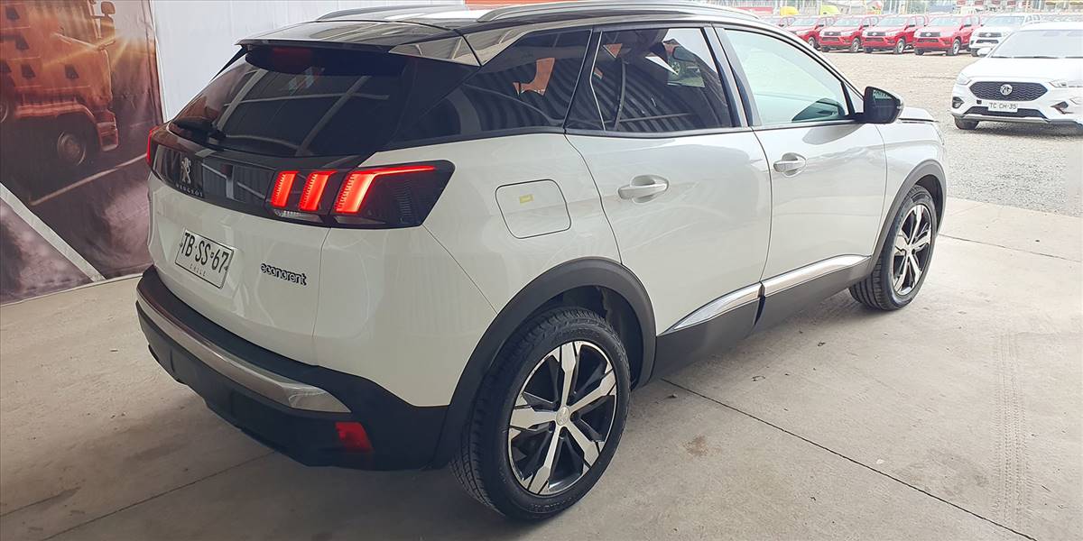 PEUGEOT 3008 BLUE HDI 130 EAT8 1.5 AUT - Imagen 11